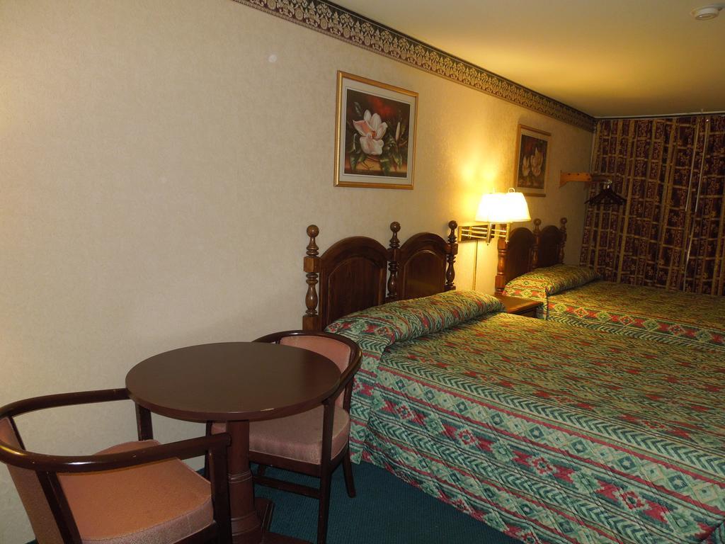 Value Inn East Stroudsburg 마샬스크리크 외부 사진